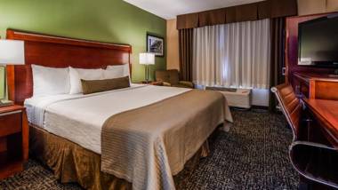 ESTIA Hotel & Suites Glenview