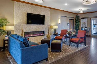 Comfort Inn & Suites Greenville I-70