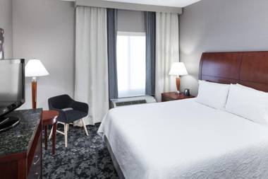 Hilton Garden Inn Lake Forest Mettawa