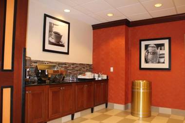 Hampton Inn McHenry