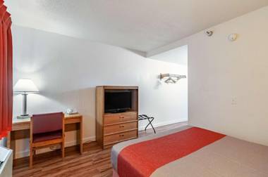 Motel 6-Naperville IL