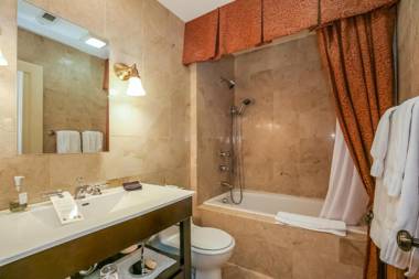 Harvey House Bed & Breakfast