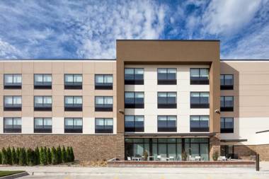 Holiday Inn Express East Peoria - Riverfront an IHG Hotel