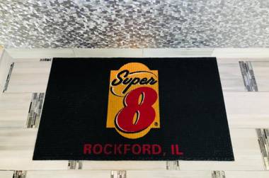 Super 8 by Wyndham Rockford