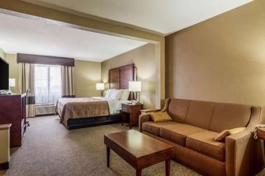 Quality Inn & Suites Salem near I-57