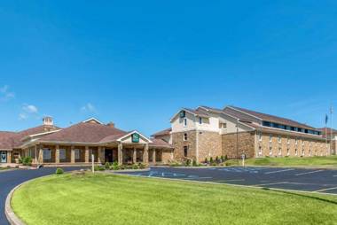 Quality Inn & Suites Bedford West