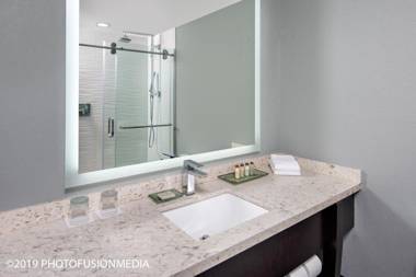 Renaissance Indianapolis North Hotel