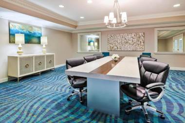 Holiday Inn Express & Suites Carmel North – Westfield an IHG Hotel