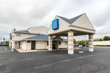 Motel 6-Crawfordsville IN