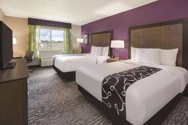 La Quinta Inn and Suites by Wyndham Elkhart