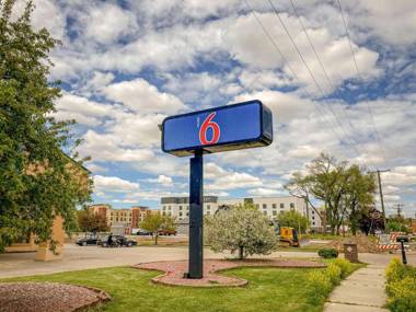 Motel 6 Elkhart