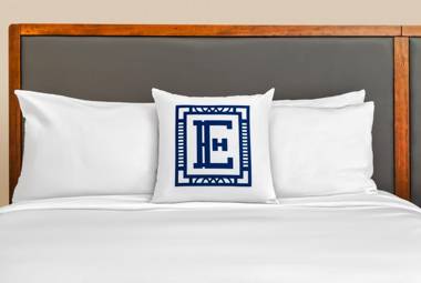 Hotel Elkhart Tapestry Collection By Hilton