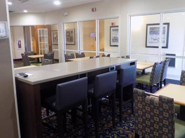 Country Inn & Suites by Radisson Evansville IN