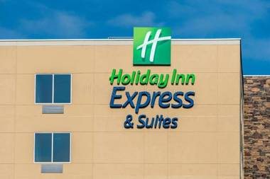 Holiday Inn Express & Suites Evansville Downtown an IHG Hotel