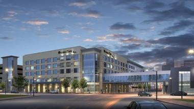 DoubleTree by Hilton Evansville