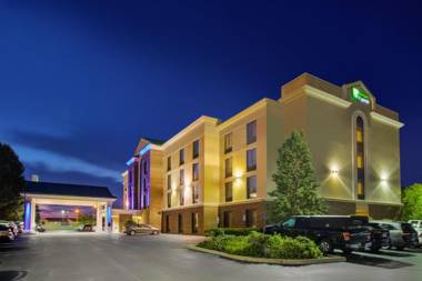 Holiday Inn Express Hotel & Suites Fort Wayne an IHG Hotel