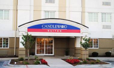 Candlewood Suites Fort Wayne - NW an IHG Hotel