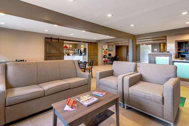 Quality Inn Mishawaka near Notre Dame