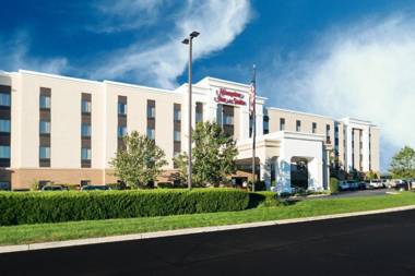 Hampton Inn & Suites Greensburg