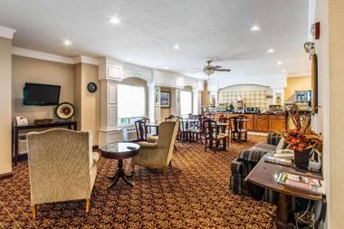 Quality Inn & Suites Evansville