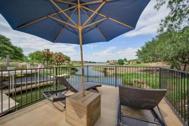Luxury Lakeside Villa with Lake LBJ Access Electric Boat Lift & Countless Amenities
