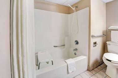 Super 8 by Wyndham Indianapolis Emerson