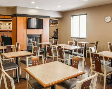 Comfort Suites NE Indianapolis Fishers