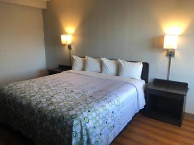 HomeTowne Studio Indianapolis