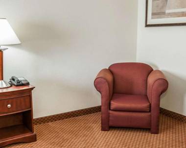 Comfort Suites near Indianapolis Airport