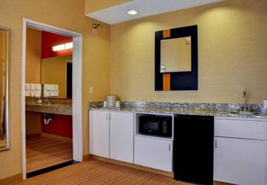 Courtyard by Marriott Indianapolis South