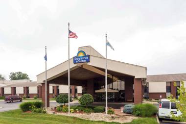 Days Inn & Suites by Wyndham Northwest Indianapolis