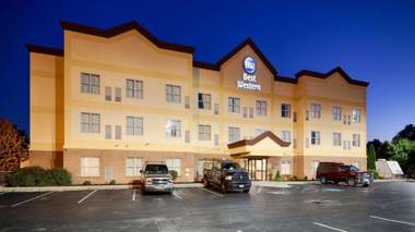 Best Western Airport Suites
