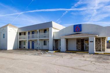 Motel 6-Indianapolis IN - South