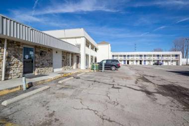 Motel 6-Indianapolis IN - South