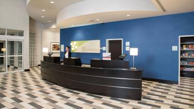 Holiday Inn Indianapolis Airport an IHG Hotel