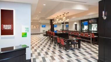 Holiday Inn Indianapolis Airport an IHG Hotel