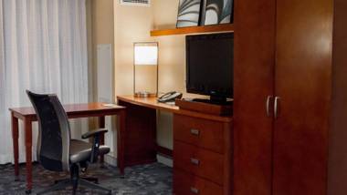 Courtyard by Marriott Lafayette