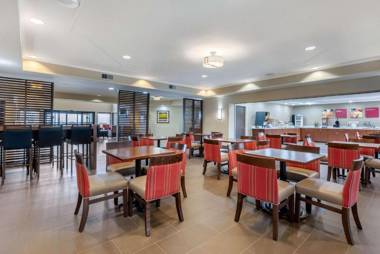 Comfort Suites Lafayette University Area