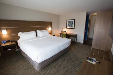 Holiday Inn Express Hotel & Suites Madison an IHG Hotel