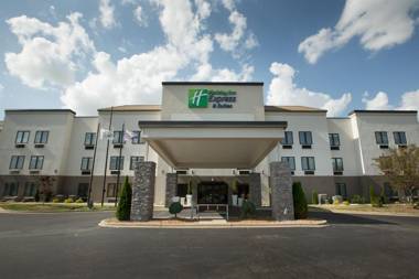 Holiday Inn Express Hotel & Suites Madison an IHG Hotel