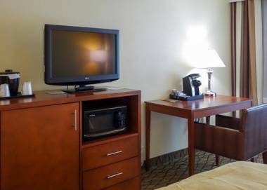 Country Inn & Suites by Radisson Mishawaka IN