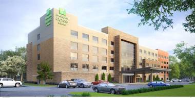 Holiday Inn Express & Suites INDIANAPOLIS NE - NOBLESVILLE