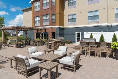 Homewood Suites by Hilton Indianapolis Airport / Plainfield