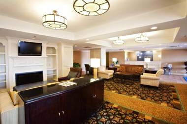 Holiday Inn Express Indianapolis Airport an IHG Hotel