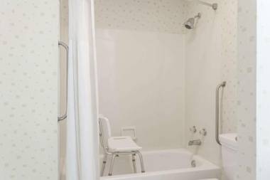 Travelodge by Wyndham Seymour