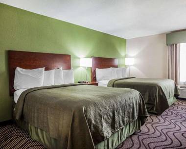 Quality Inn & Suites Altoona - Des Moines