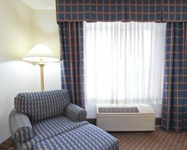 Holiday Inn Express Hotel & Suites Ames an IHG Hotel