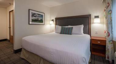 Best Western Plus University Park Inn & Suites