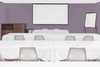 MICROTEL Inn and Suites - Ames