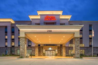 Hampton Inn and Suites Ames IA